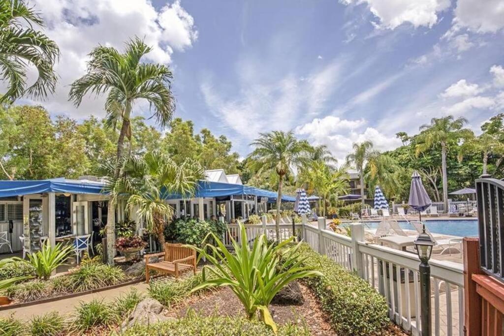 Apartment Park Shore Beautiful Floor 2bed 2bath *